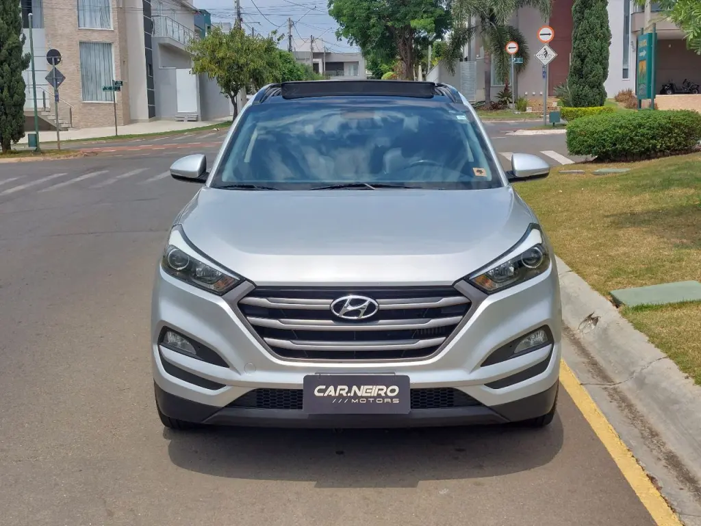 HYUNDAI Tucson - Foto