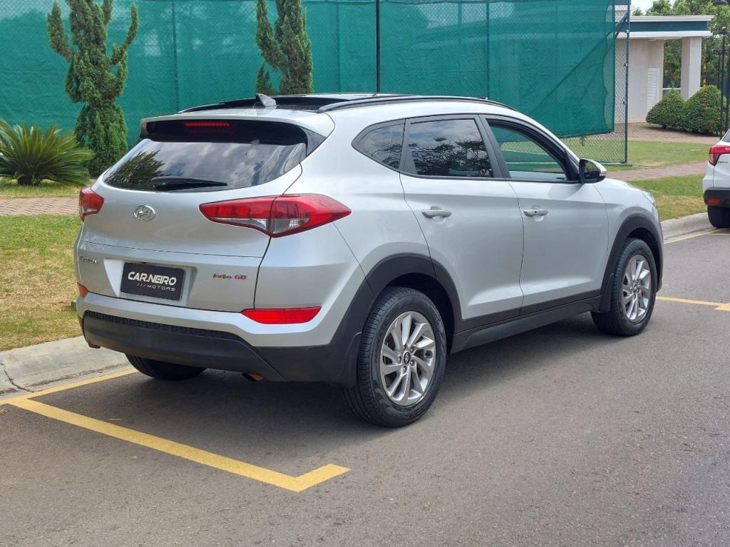 HYUNDAI Tucson - Foto