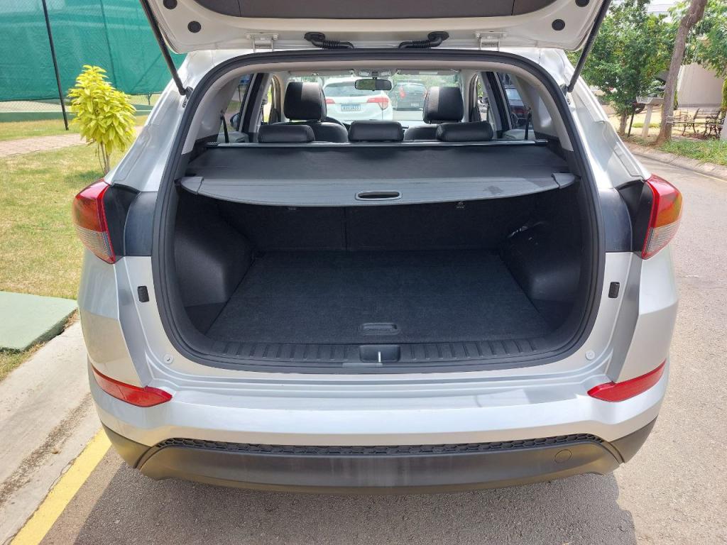 HYUNDAI Tucson - Foto