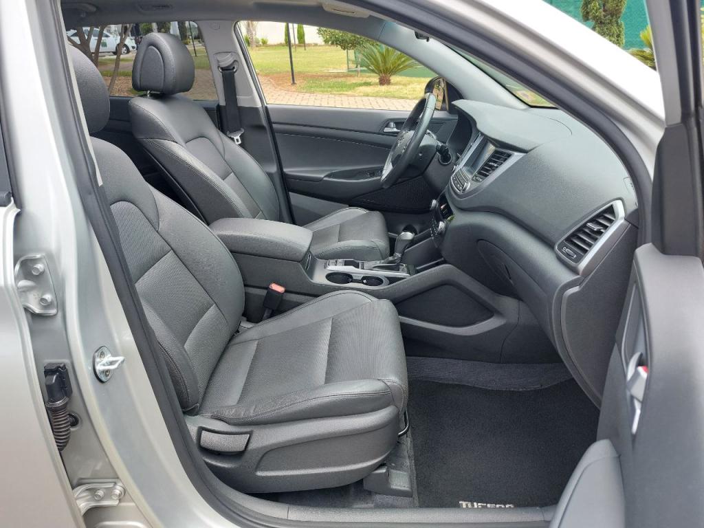 HYUNDAI Tucson - Foto