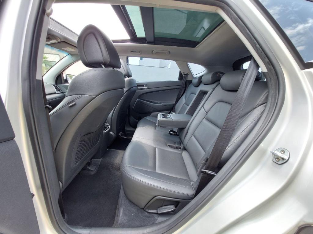 HYUNDAI Tucson - Foto