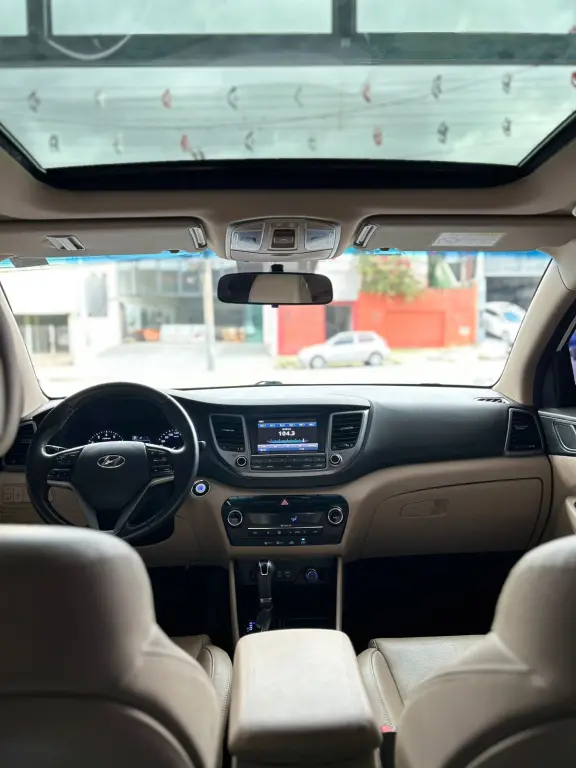 HYUNDAI Tucson - Foto