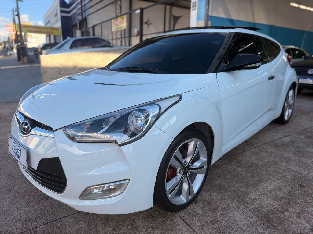 HYUNDAI Veloster