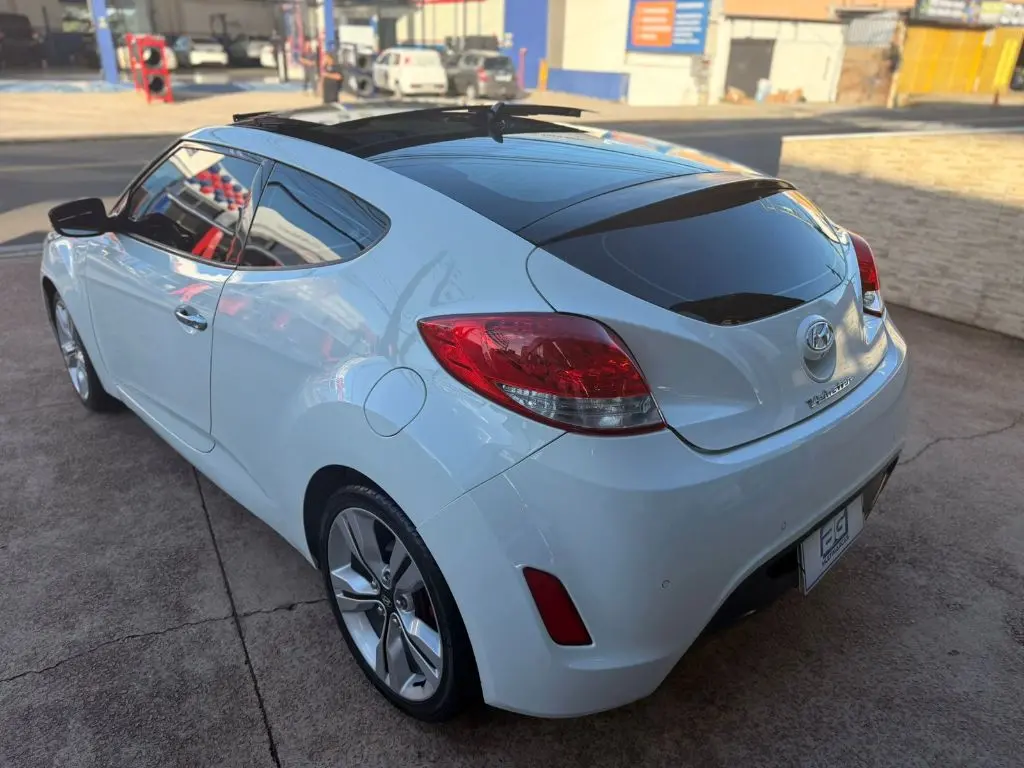 HYUNDAI Veloster - Foto