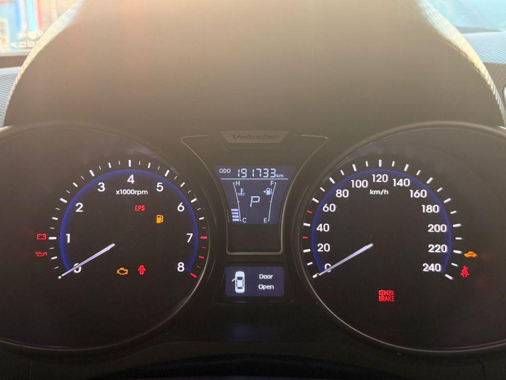 HYUNDAI Veloster - Foto