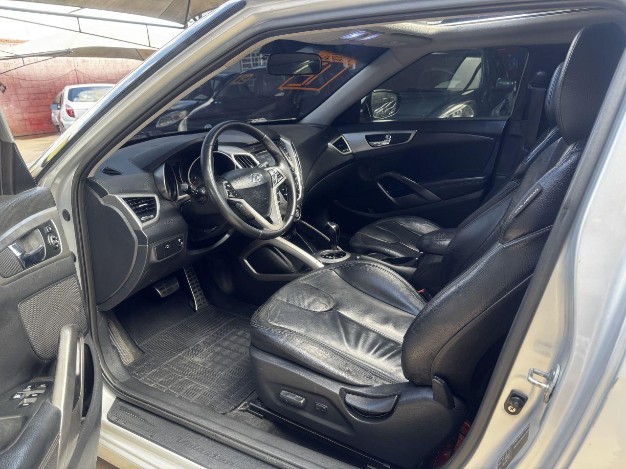 HYUNDAI Veloster - Foto