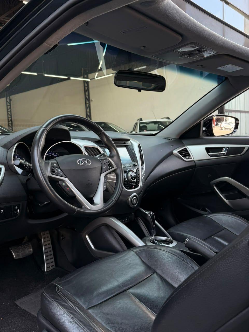HYUNDAI Veloster - Foto