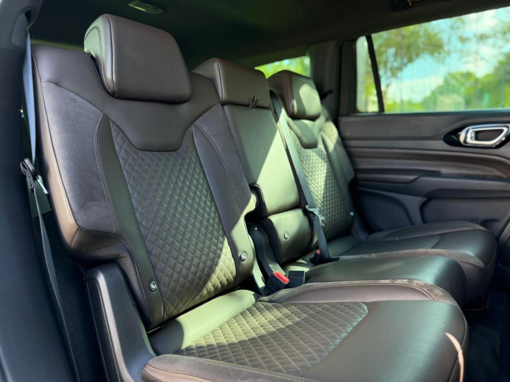 JEEP Commander - Foto