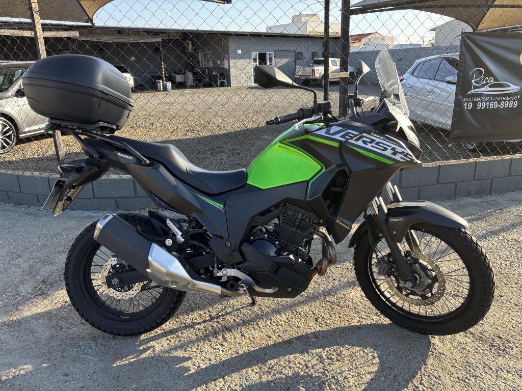 KAWASAKI Versys 300 - Foto
