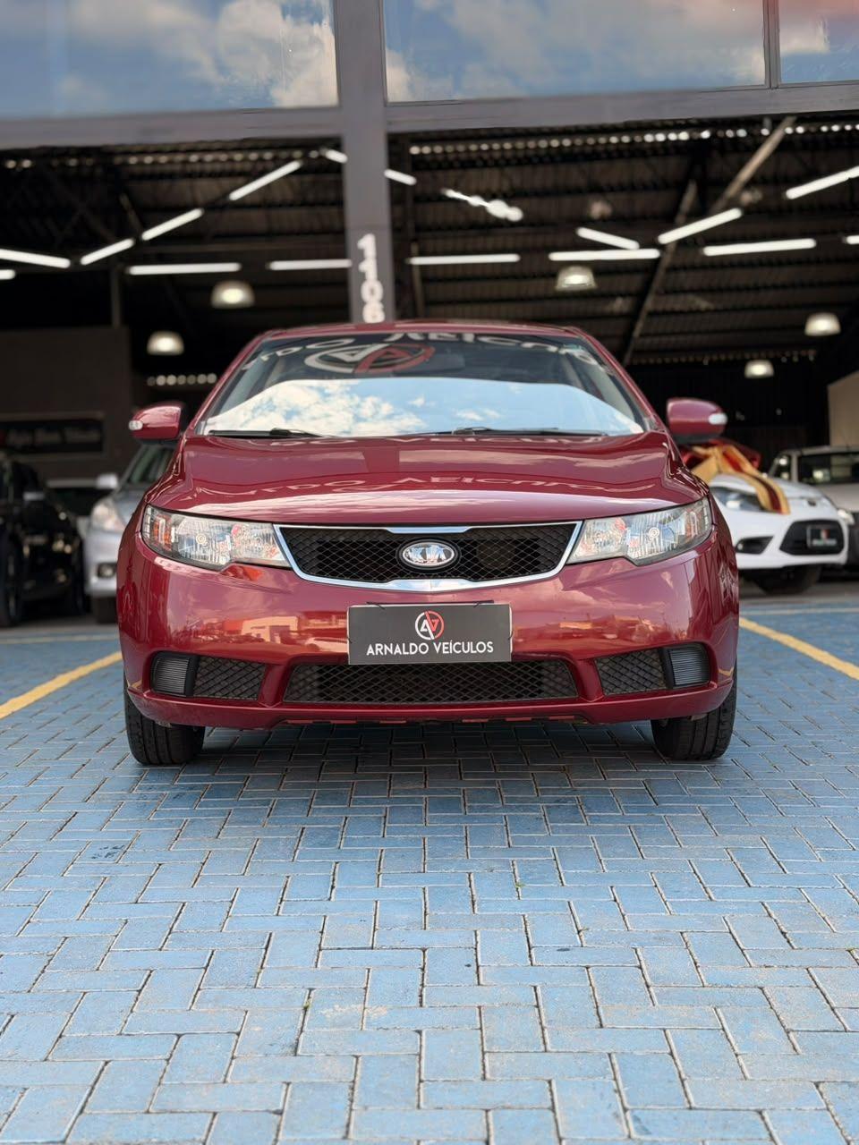 KIA Cerato Sedan - Foto