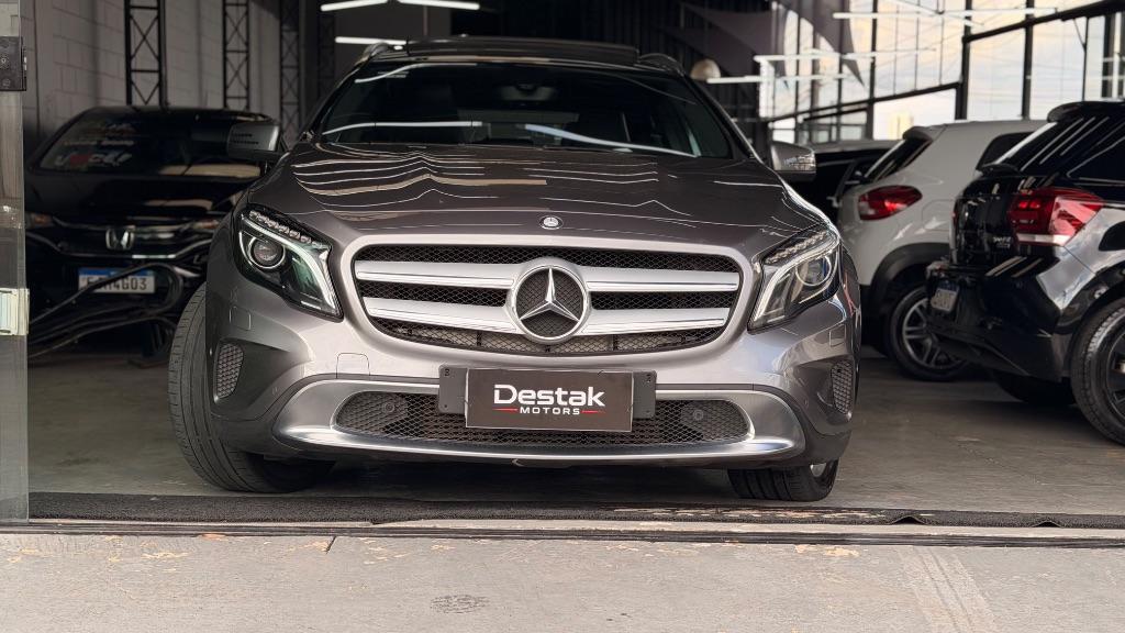 MERCEDES-BENZ A 250 - Foto