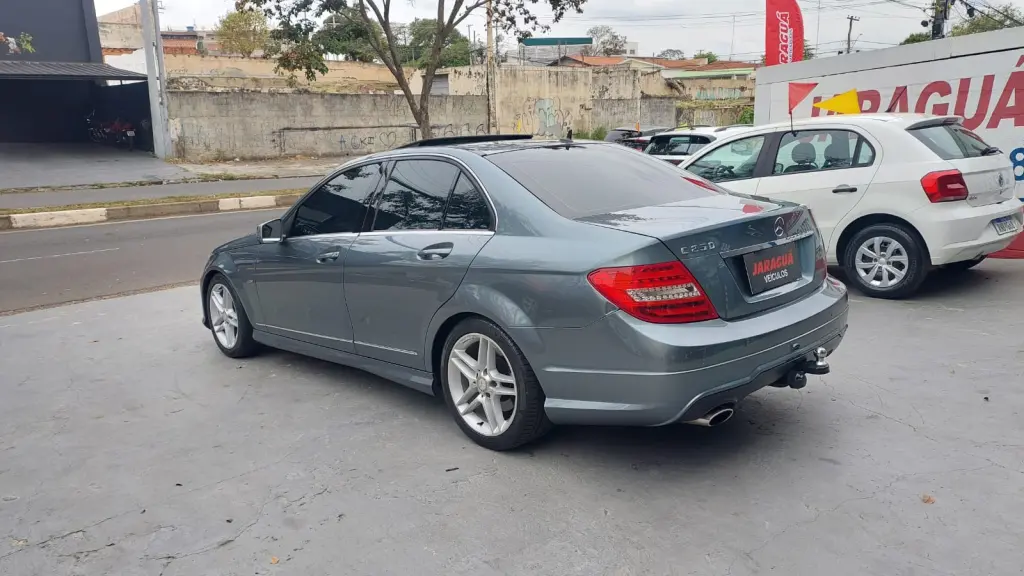 MERCEDES-BENZ C 250 - Foto