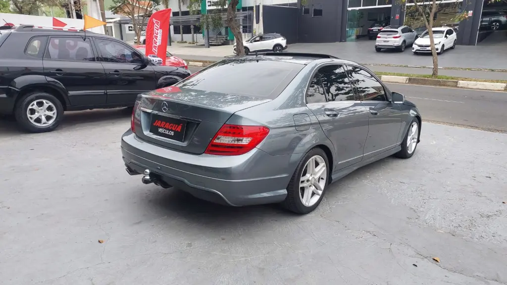 MERCEDES-BENZ C 250 - Foto