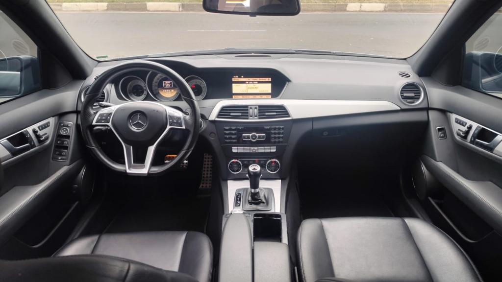 MERCEDES-BENZ C 250 - Foto
