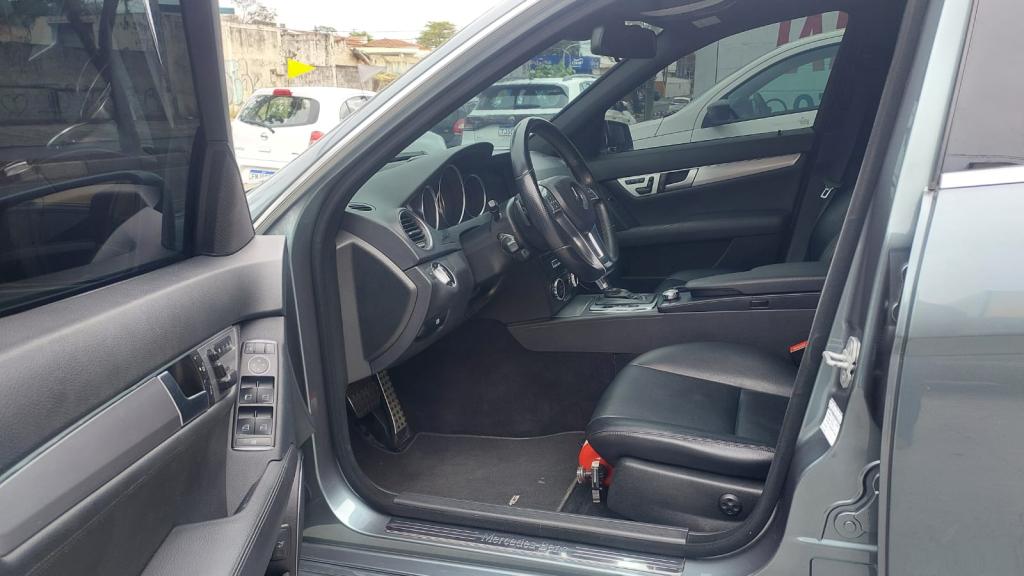 MERCEDES-BENZ C 250 - Foto