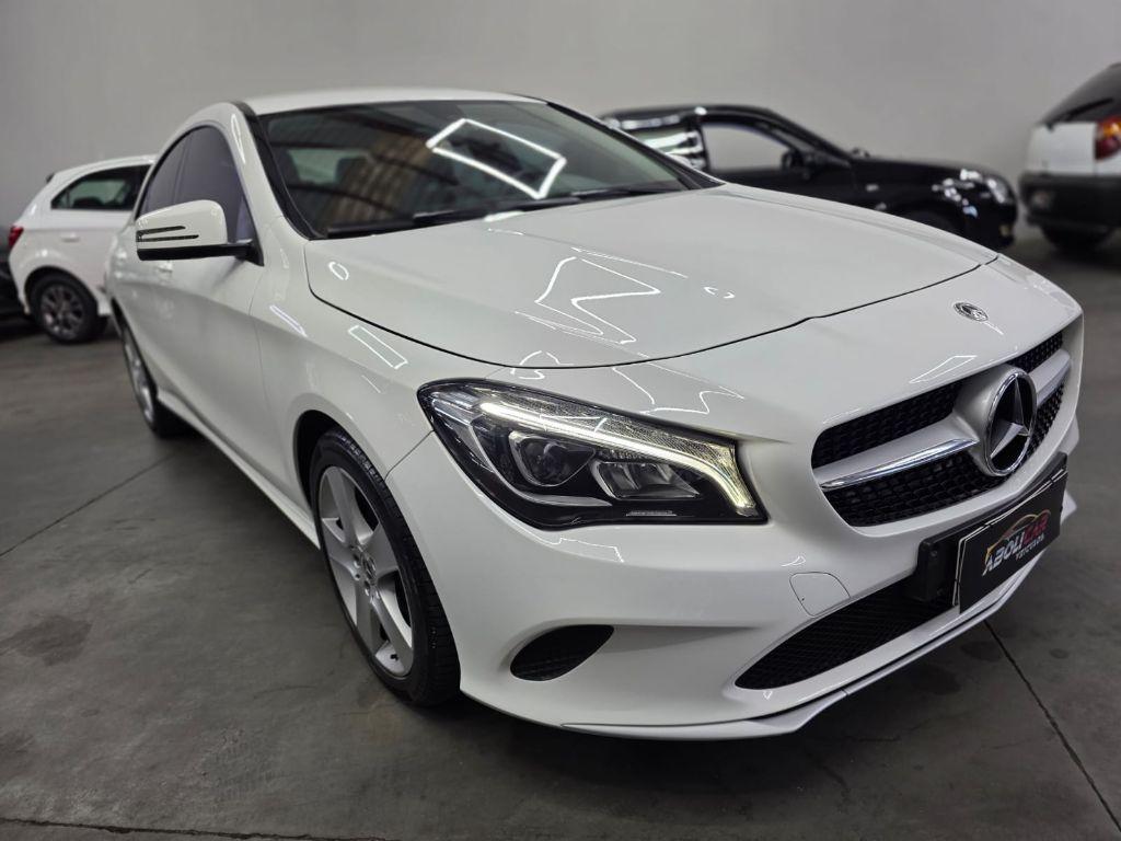 MERCEDES-BENZ CLA 180 - Foto