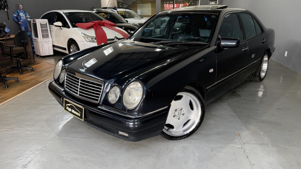 MERCEDES-BENZ E 320 - Foto