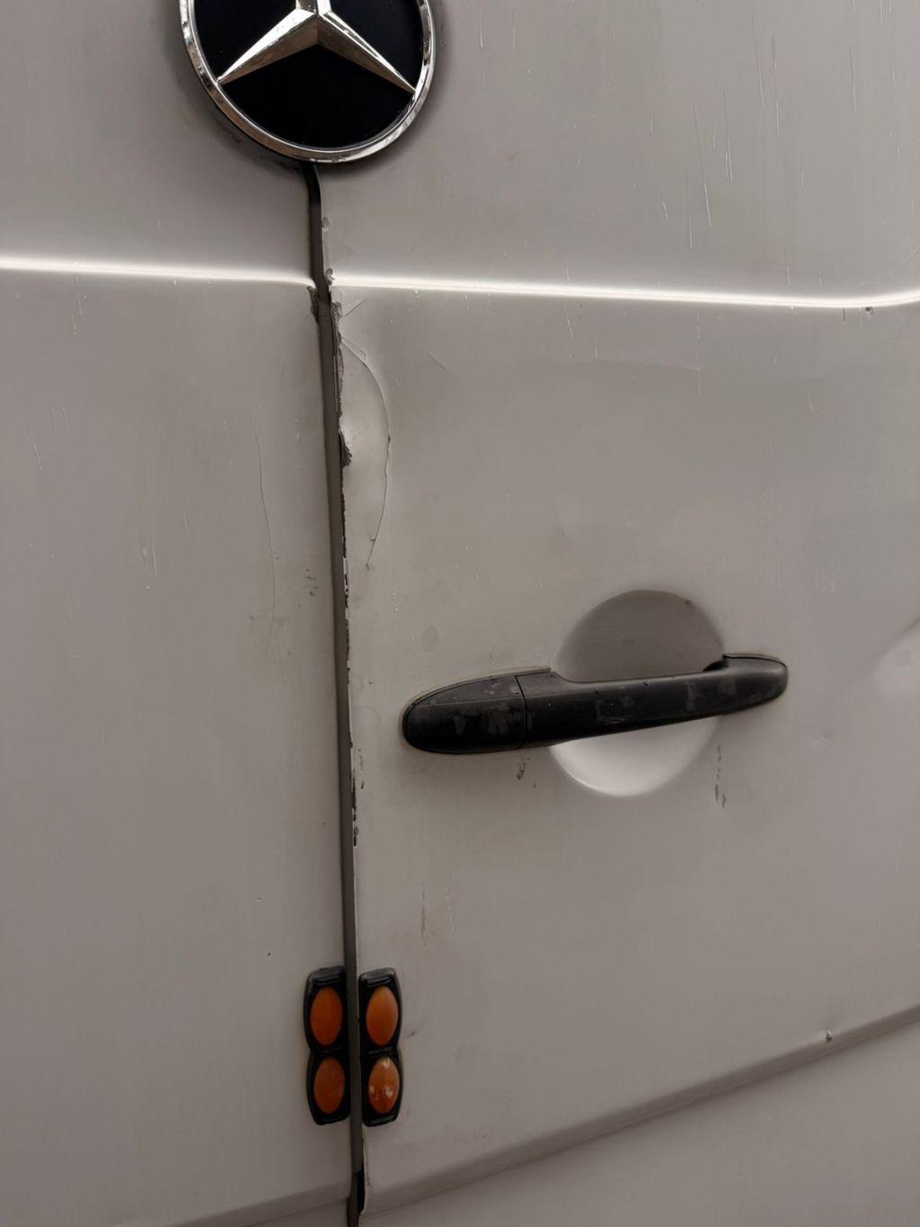 MERCEDES-BENZ Sprinter - Foto