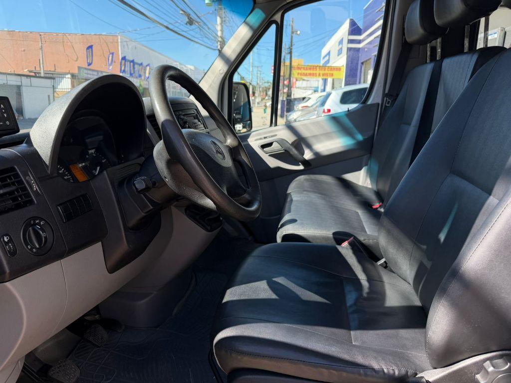 MERCEDES-BENZ Sprinter - Foto