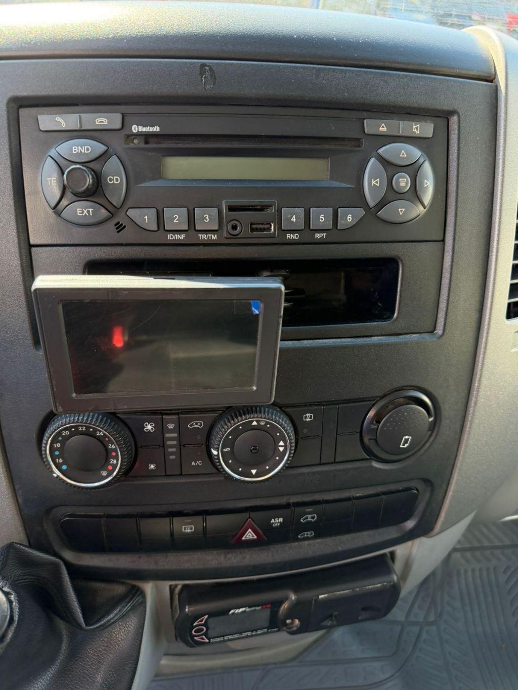 MERCEDES-BENZ Sprinter - Foto