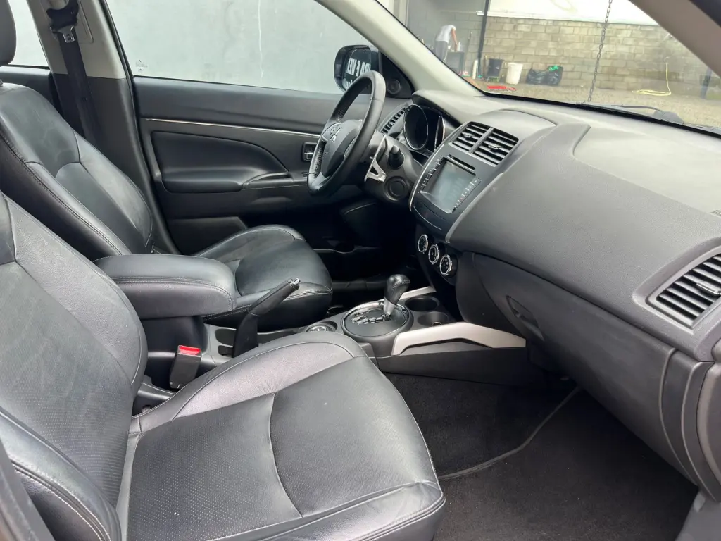 MITSUBISHI ASX - Foto