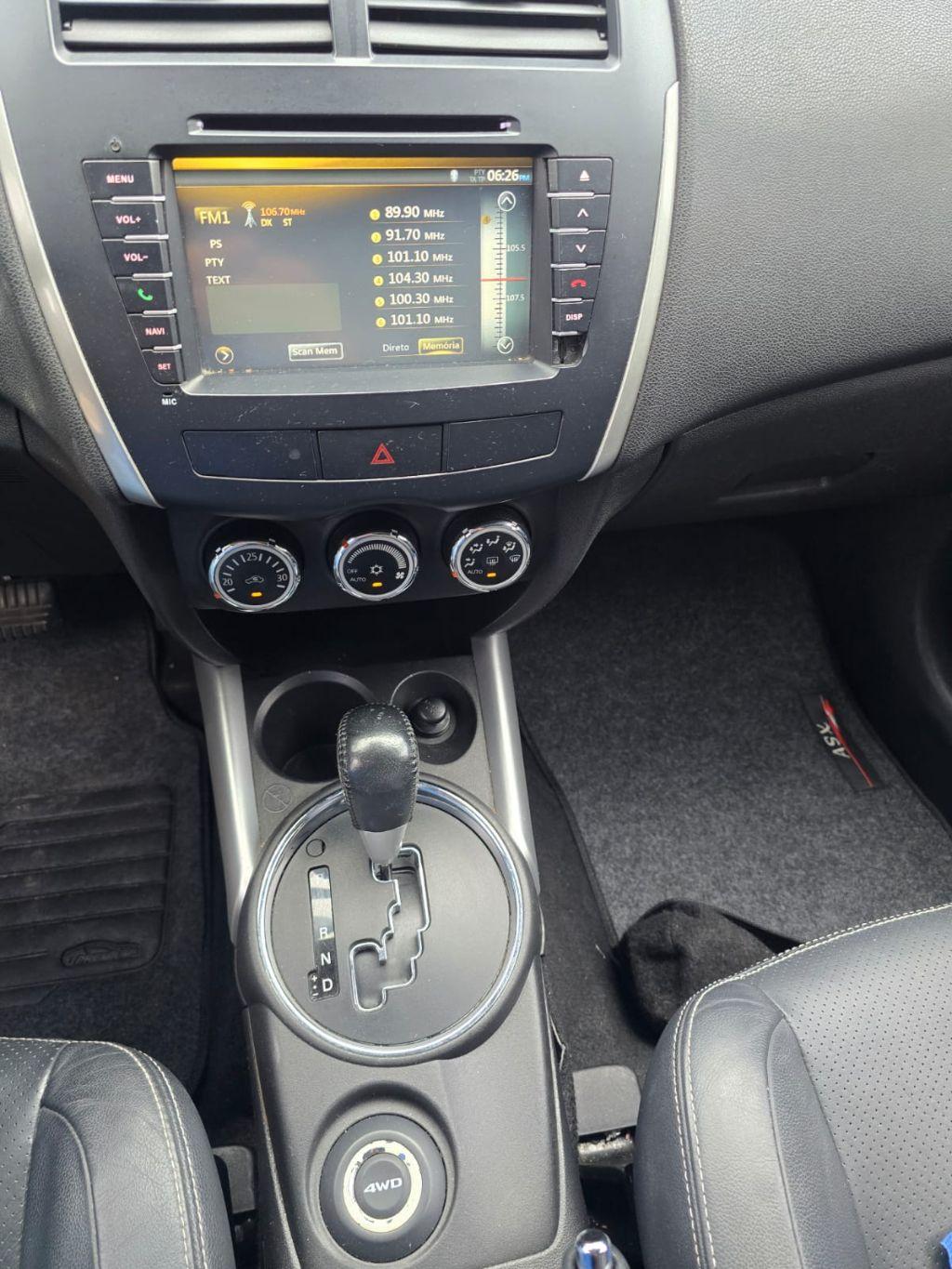 MITSUBISHI ASX - Foto