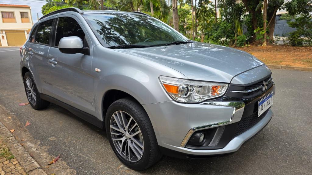MITSUBISHI ASX - Foto