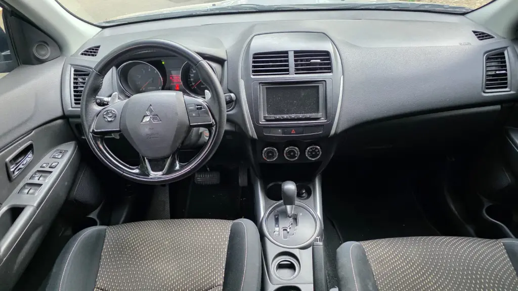 MITSUBISHI ASX - Foto