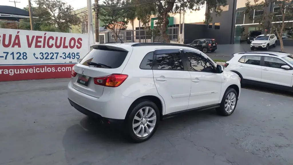 MITSUBISHI ASX - Foto