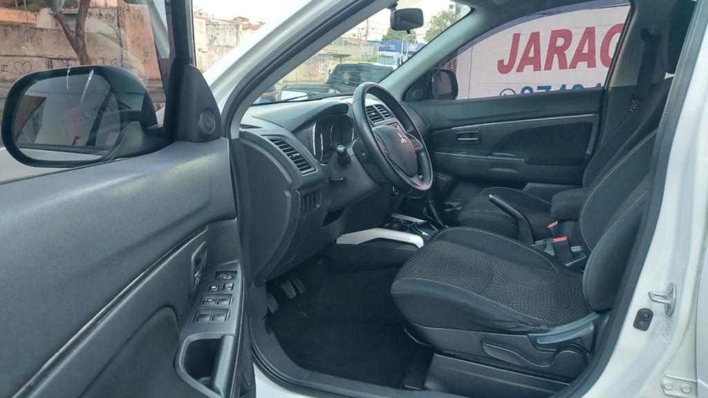 MITSUBISHI ASX - Foto