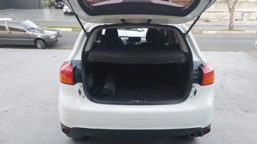 MITSUBISHI ASX - Foto