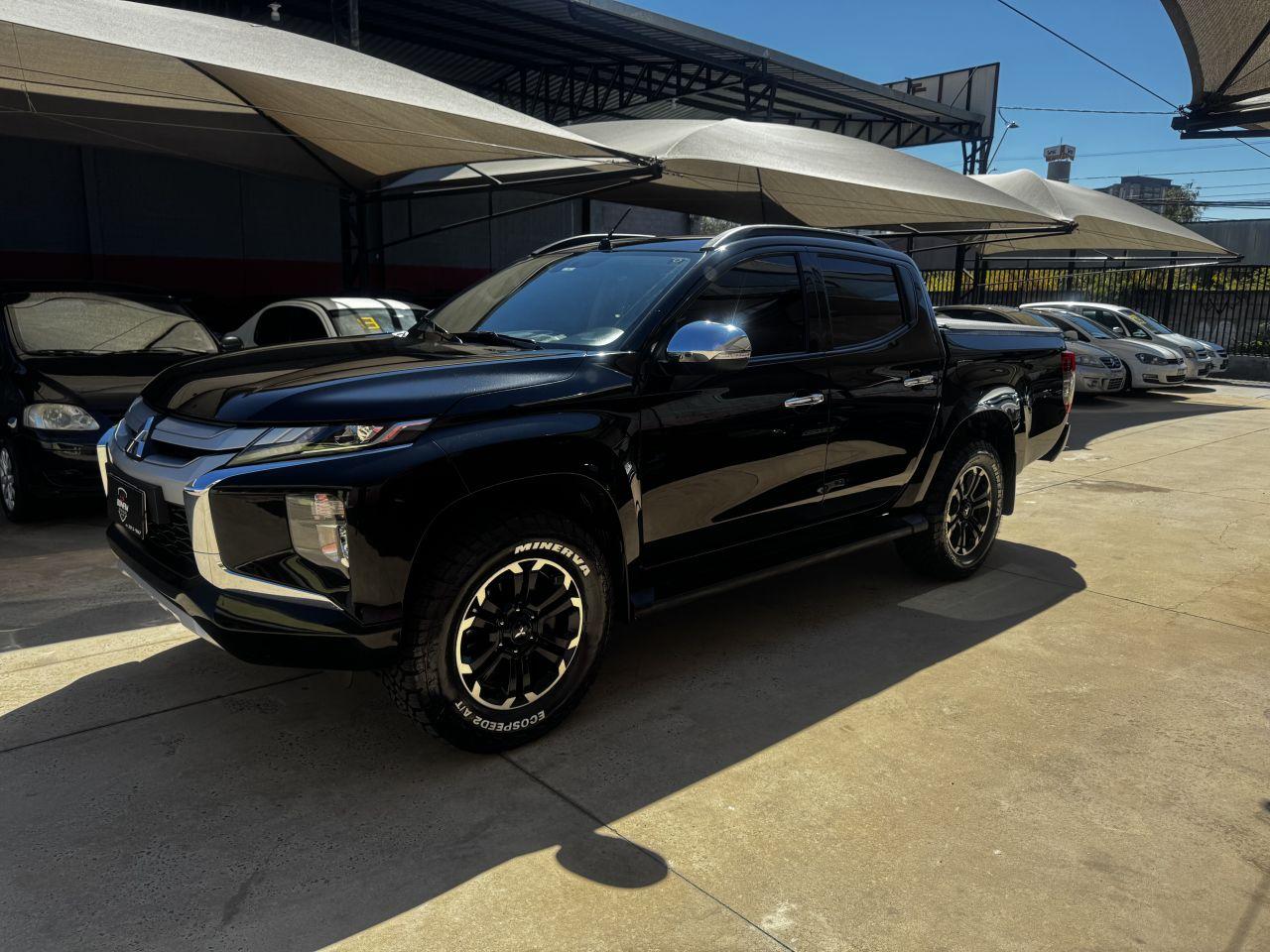 MITSUBISHI L 200 Triton - Foto