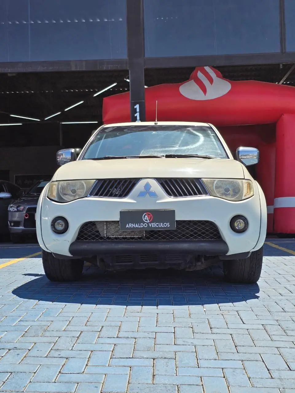 MITSUBISHI L 200 Triton - Foto