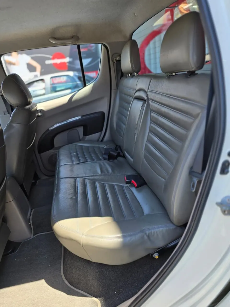 MITSUBISHI L 200 Triton - Foto