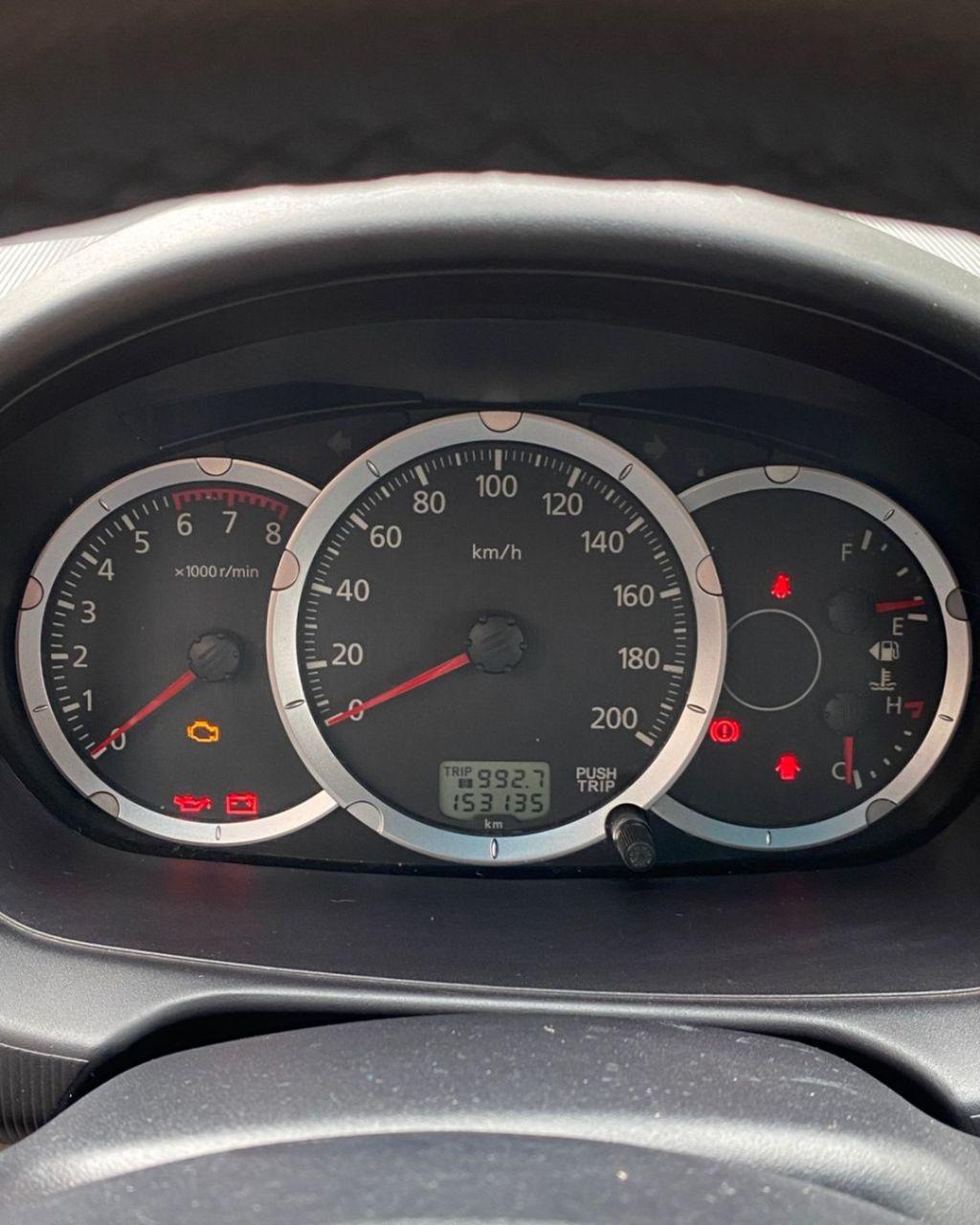 MITSUBISHI L 200 Triton - Foto