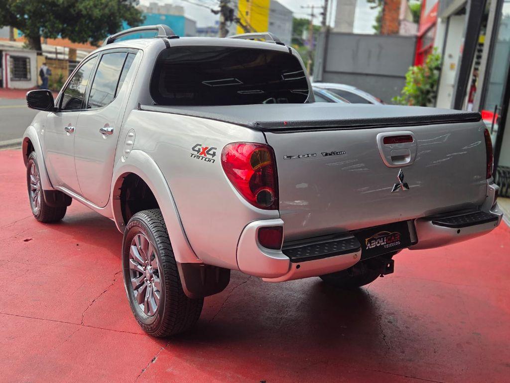 MITSUBISHI L 200 Triton - Foto