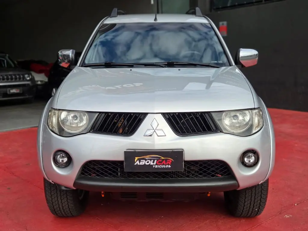 MITSUBISHI L 200 Triton - Foto