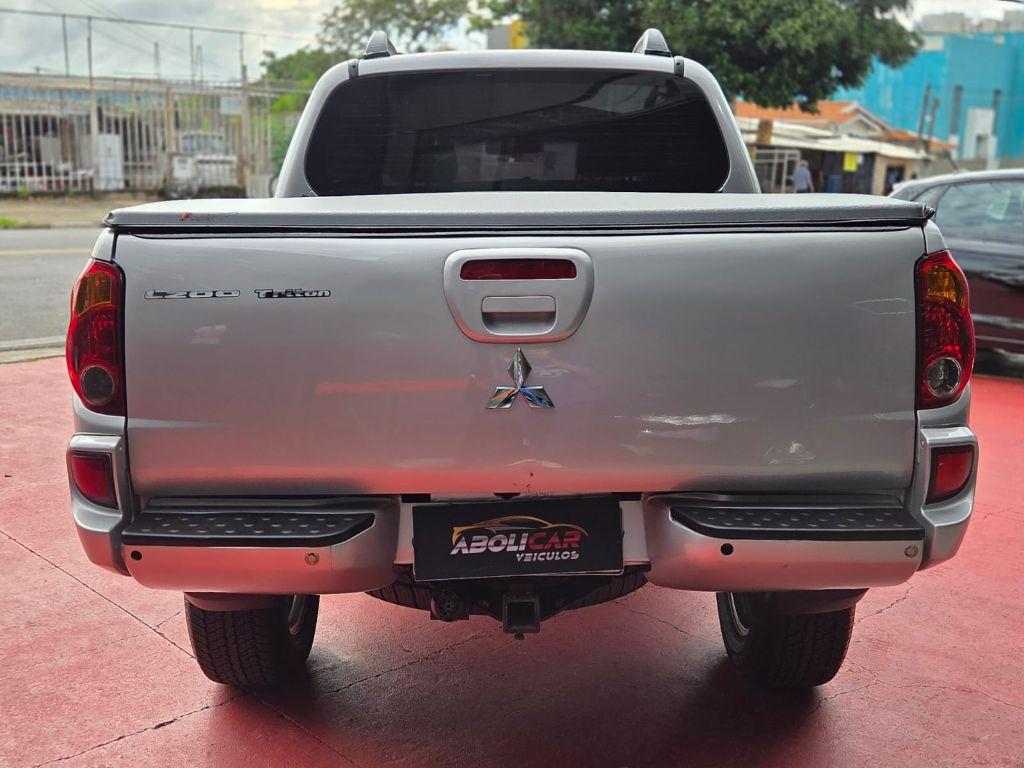 MITSUBISHI L 200 Triton - Foto