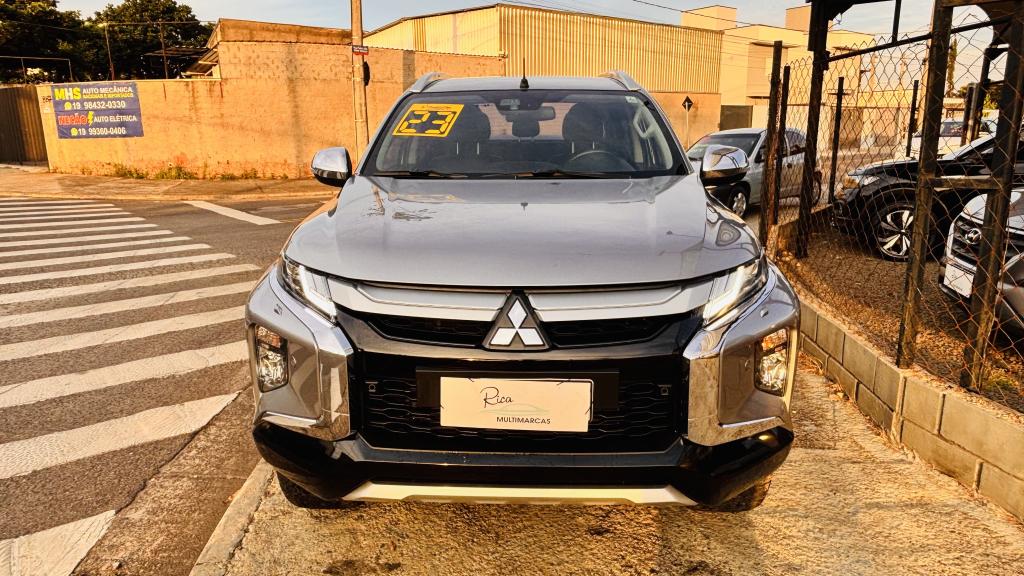 MITSUBISHI L 200 Triton - Foto