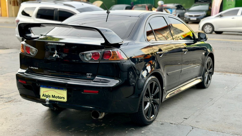 MITSUBISHI Lancer - Foto