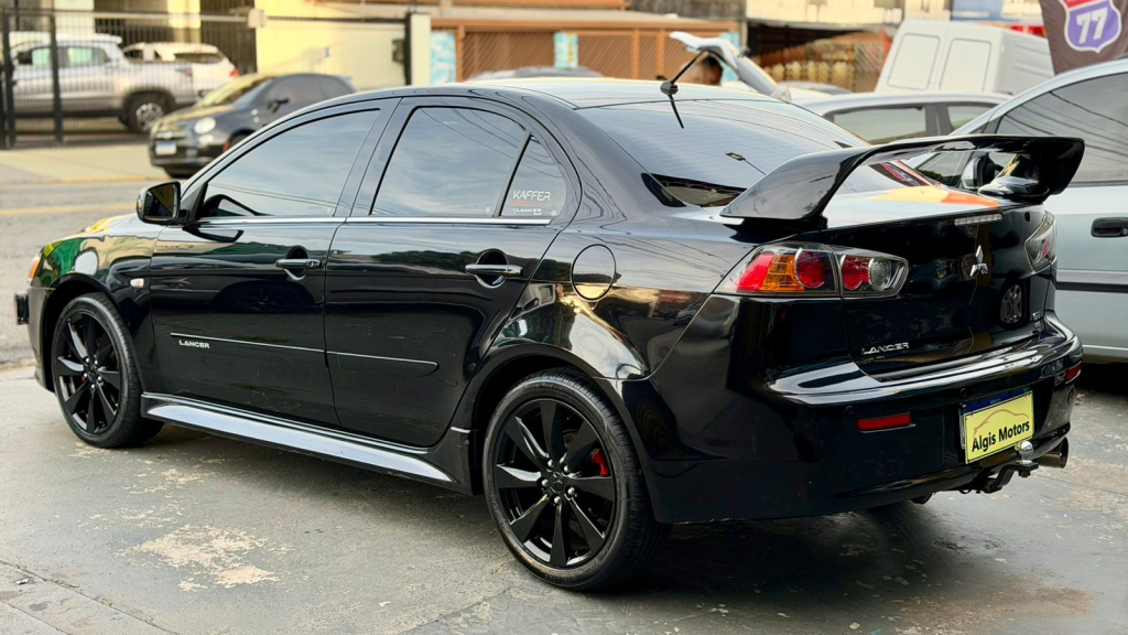 MITSUBISHI Lancer - Foto