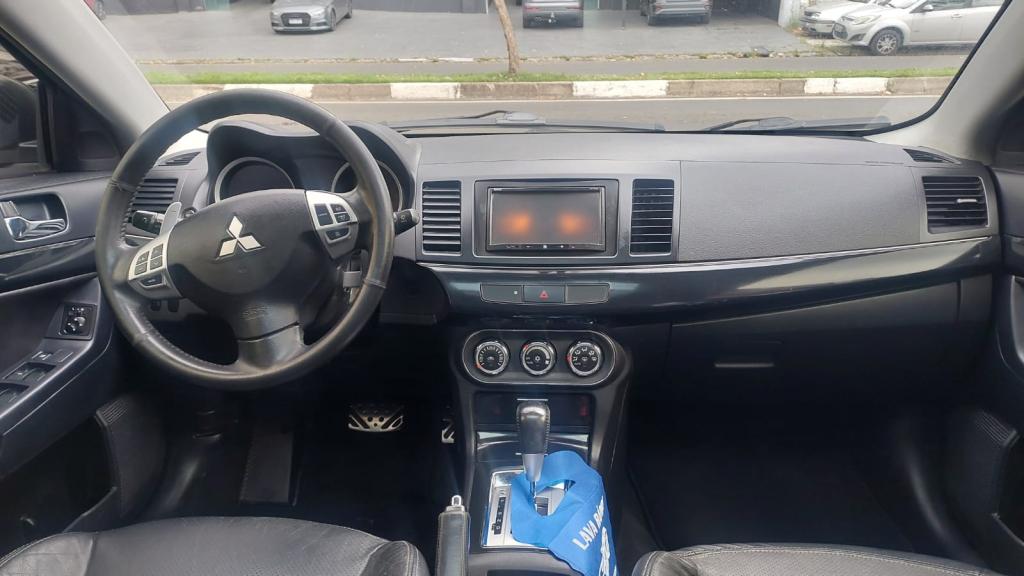 MITSUBISHI Lancer - Foto