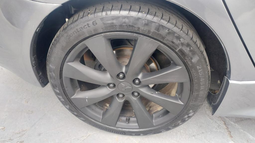 MITSUBISHI Lancer - Foto