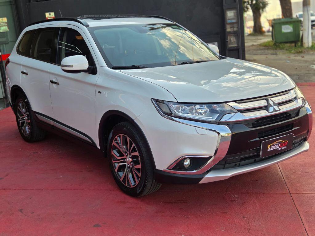 MITSUBISHI Outlander - Foto