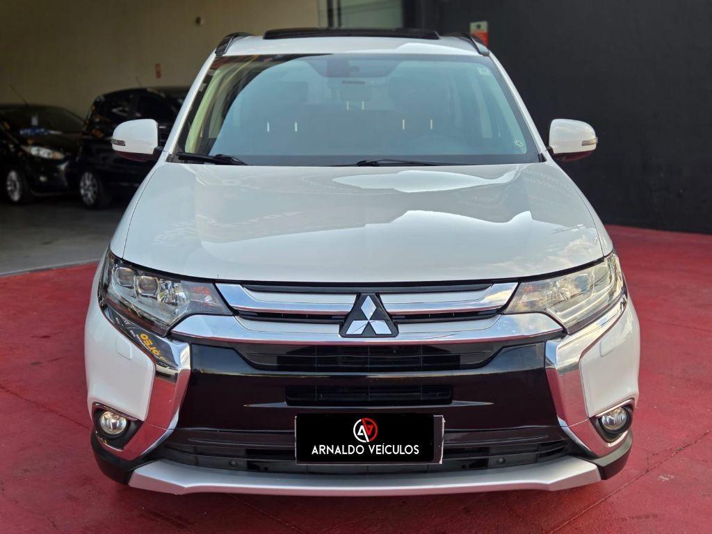 MITSUBISHI Outlander - Foto