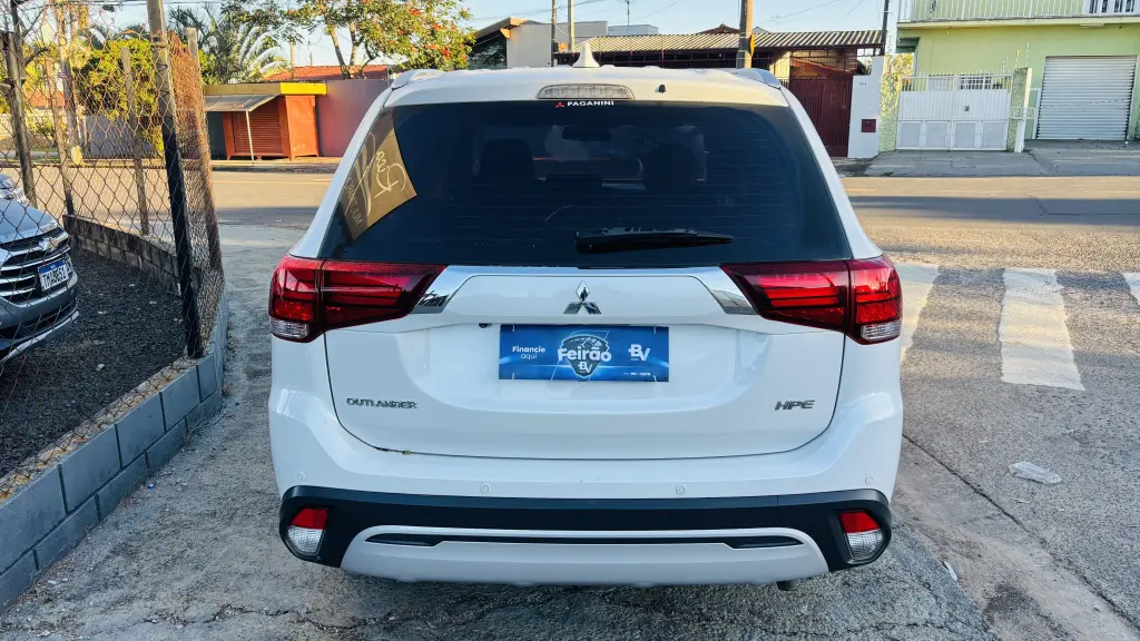 MITSUBISHI Outlander - Foto