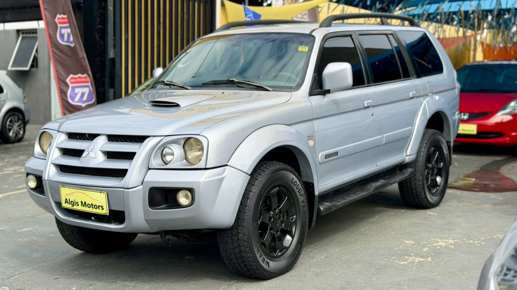 MITSUBISHI Pajero Sport