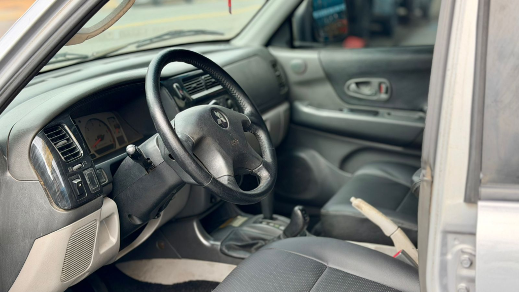 MITSUBISHI Pajero Sport - Foto