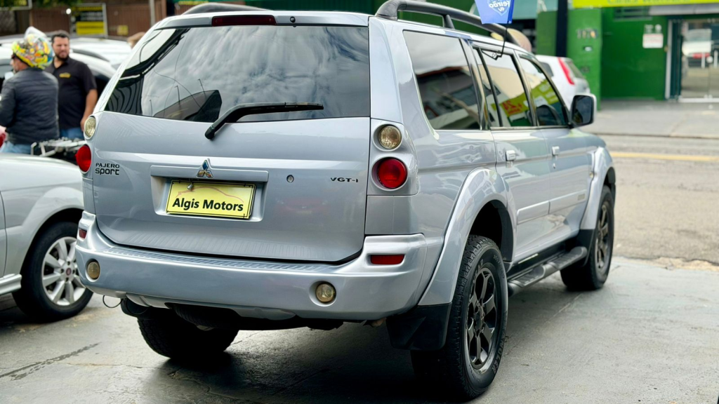 MITSUBISHI Pajero Sport - Foto