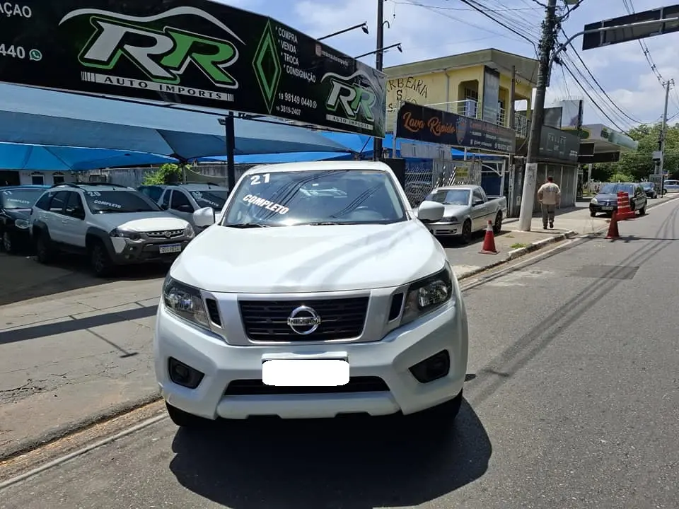 NISSAN Frontier - Foto